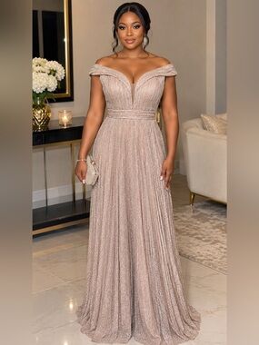 Elegant Strapless Dress in Shimmering Light Pink